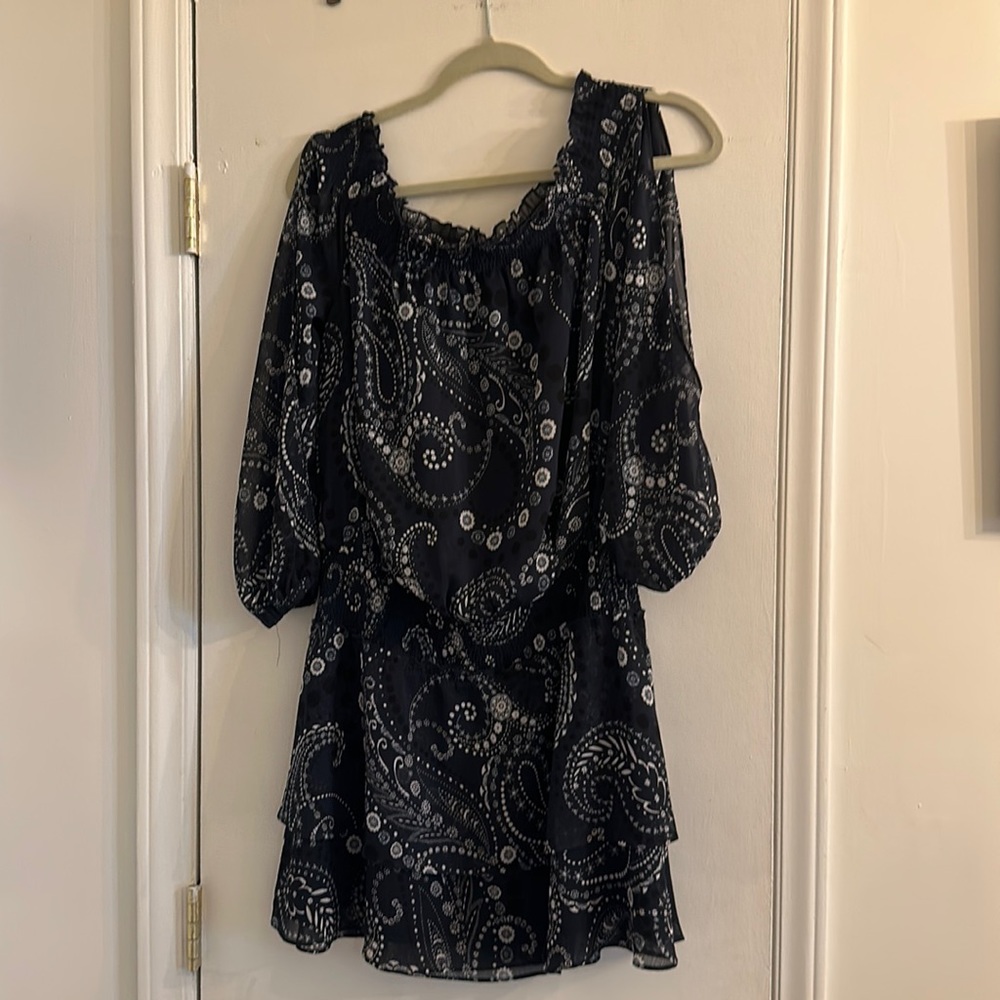 Off the shoulder dress worth cut out sleeves